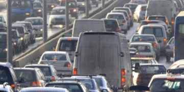 Київ після обстрілів: де змінено рух громадського транспорту