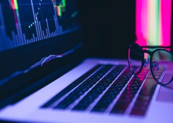 Украина возобновила переговоры о реструктуризации долга по ВВП-варрантам.