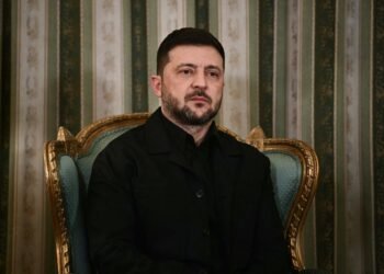 Кабмин снова перезагрузят? Зеленский потребовал “четких выводов” по всем министрам
