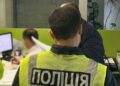 Скандал у сервісних центрах Києва: чоловік наживався на чергах