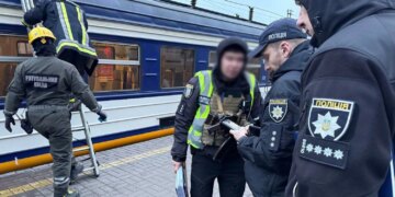 Підліток загинув на станції "Видубичі" після ураження струмом на вагоні електрички