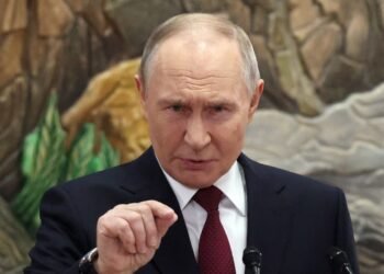 Нашел “виновных”: Путин сделал циничное заявление о прекращении войны в Украине