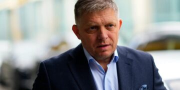 Словакия отказалась “давать деньги на войну” в Украине