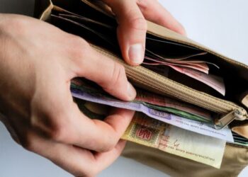 Касается всех украинцев: эта купюра вскоре исчезнет