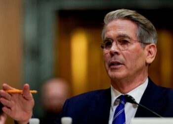 Bloomberg: США готовят санкции на случай отказа Путина от мирного соглашения