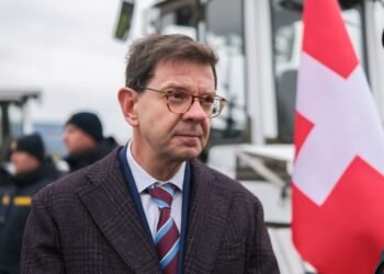 Швейцария готова стать площадкой для мирных переговоров по Украине, – посол