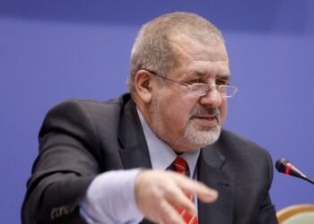 Глава Меджлиса ответил на заявление Трампа об “омываемом четырьмя океанами” Крыме
