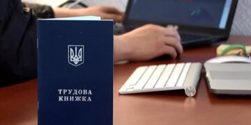 Работодателей оштрафуют за отчеты в ТЦК: назвали главную ошибку