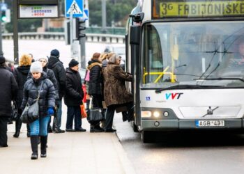 В стране ЕС изменили правила проезда в общественном транспорте для украинцев