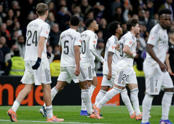 Беллингем и Мбаппе. Реал в чемпионате Испании одолел Севилью