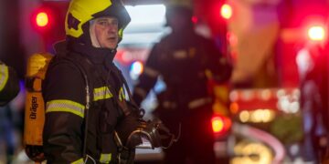 В Запорожье прогремели взрывы: на город летели ракеты