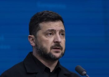 Россия обходит украинскую ПВО благодаря Беларуси, – Зеленский