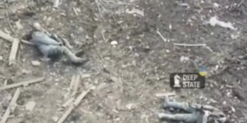 Двое российских солдат одновременно лишили себя жизни