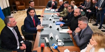 Договор о гарантиях безопасности между Украиной и США оказался сложнее, чем ожидалось, – Financial Times