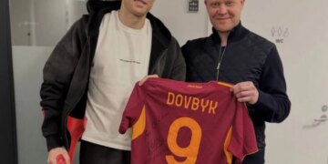 Форвард збірної України Довбик переніс операцію: скільки пропустить нападник