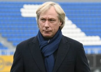 Вдарив мою дружину у груди зі словами “за*бали ви всі”: Михайличенко прокоментував інцидент з побиттям сантехніка