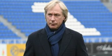 Вдарив мою дружину у груди зі словами “за*бали ви всі”: Михайличенко прокоментував інцидент з побиттям сантехніка