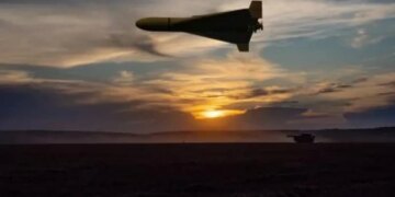 Атака рф на Київщину: у Білогородській громаді БПЛА влучив у багатоповерхівку, людей евакуювали – ОВА