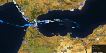 Теневой флот РФ разваливается: второй танкер за неделю потерял управление