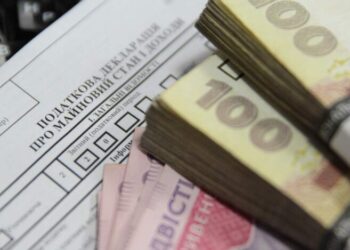 Украинцев ждут массовые проверки налоговой: кто в списке