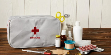 Украинцев призвали закупиться месячным запасом лекарств: список домашней аптечки