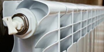 “Это физически невозможно”: эксперт объяснил, почему Киев останется без тепла на недели