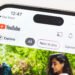 Хочеш слухати — плати: YouTube офіційно підтвердив нову заборону для користувачів без підписки