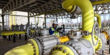 Газовый крах РФ: экспорт голубого топлива в ЕС упал до уровня 1970-х годов