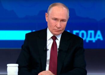 Европа спонсирует войну Путина против Украины: The Guardian раскрыла скандальные детали