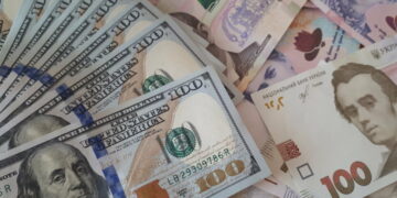 Гривневые качели: Пышный рассказал, как украинские дроны помогли удержать курс