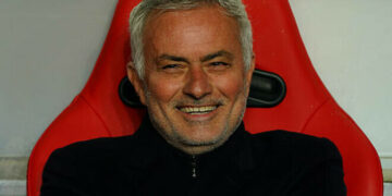 МОУРИНЬО – о поражении от Порту: «Наше преимущество выглядело бесспорным»