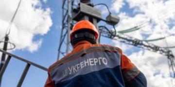 У двох районах Київщини зникло світло: де ввели екстрені відключення