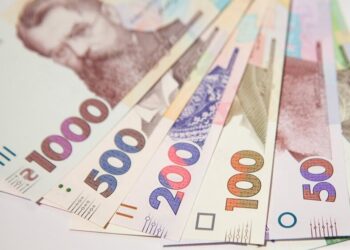 С февраля на карту будет приходить по 2000 гривен: как оформить новую помощь