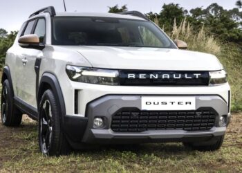 Электрический прорыв и неизменные лидеры: какие авто выбирали украинские водители в 2025 году