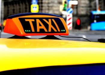 Такси в Киеве начнет работать в комендантский час