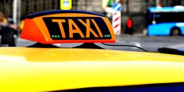 Такси в Киеве начнет работать в комендантский час