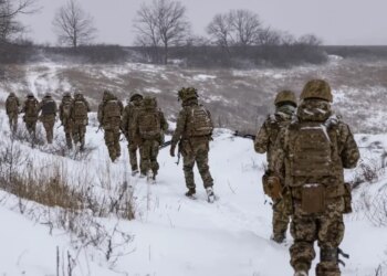 Морозы на фронте замедлили атаки оккупантов