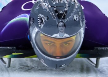 Лица тех, кто не дожил: скелетонист Гераскевич вышел на олимпийскую трассу с ФОТО погибших спортсменов