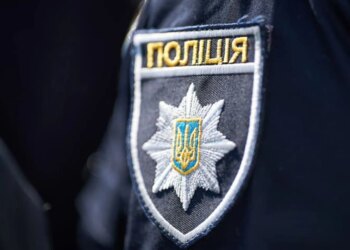 Поліція і ДСНС врятували дітей з каналізації на Хрещатику в Києві