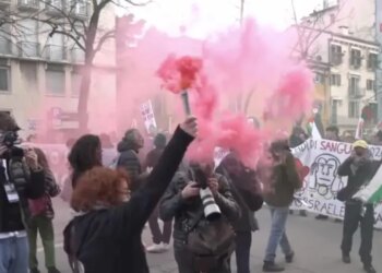 У Вероні перед церемонією закриття Олімпіади мітингувальники влаштували протест
