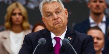 Игра мускулами на границе: Орбан поднял армию из-за «нефтяной блокады» Украины