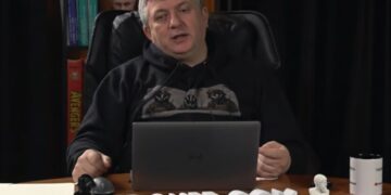 “Шахматы в темной комнате”: Романенко объяснил логику “тумана войны” и реальные последствия ударов по российскому ВПК