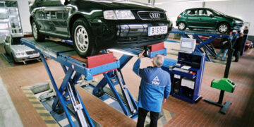 Обязательный список авто: водителям напомнили, кому точно необходим техосмотр