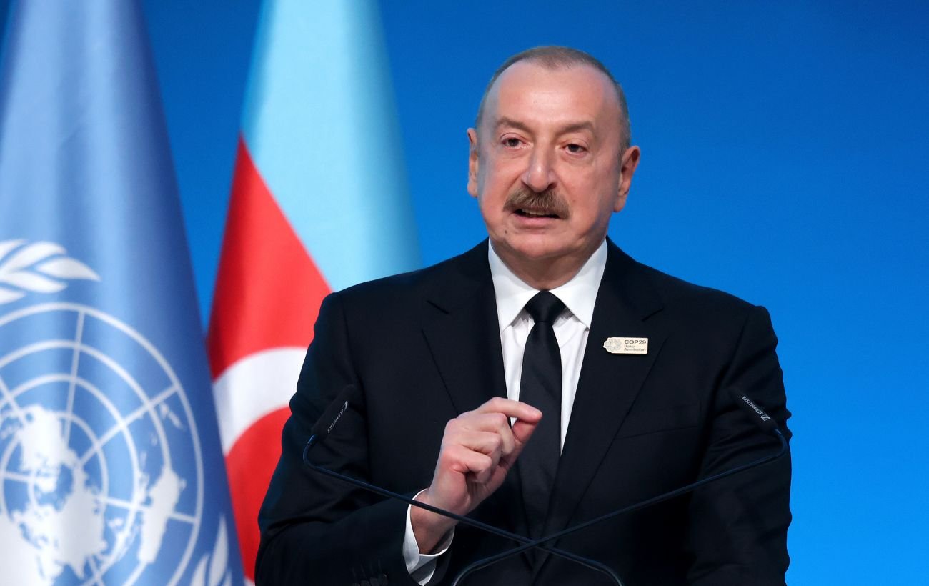Президент Азербайджана обвинил РФ в прямых атаках на посольство страны в Украине