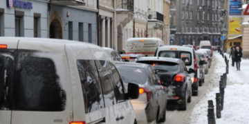 Дві доби транспортних обмежень: які вулиці Києва будуть частково перекриті