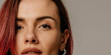 З-під Києва в Дубаї: MamaRika опинилася у місті вибухів та отруєнь