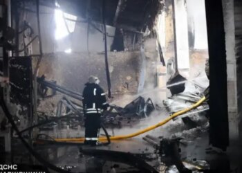 В Харьковской области спасатели разобрали завалы после российского удара: подтверждена гибель четырех человек