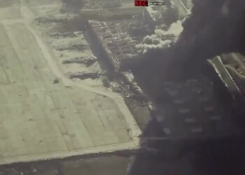 Донецк гремел часами: после удара по складам россиян детонация не давала даже подойти пожарным. ВИДЕО