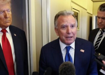 Белый дом заглатывает наживку: Уиткофф рассказал, что Путин пообещал Трампу  во время часового разговора