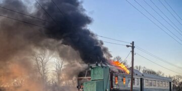 В Сумской области российский дрон попал в пассажирский поезд — «Укрзализныця» меняет расписание